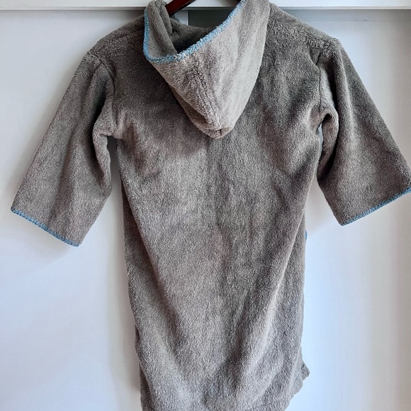 Bath robe for toddler - Picture 2 of 2